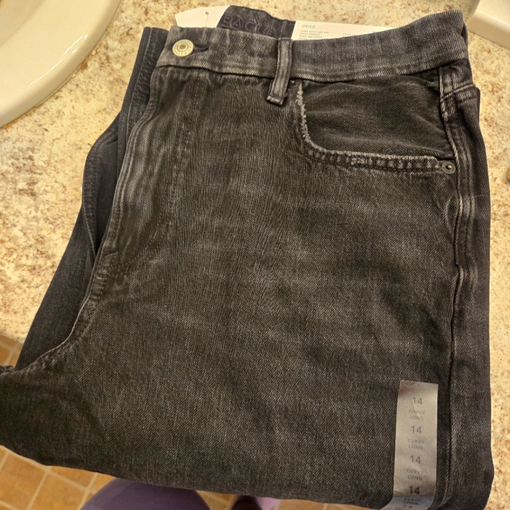 Curvy super high rise baggy straight strigid black jeans size 14 long